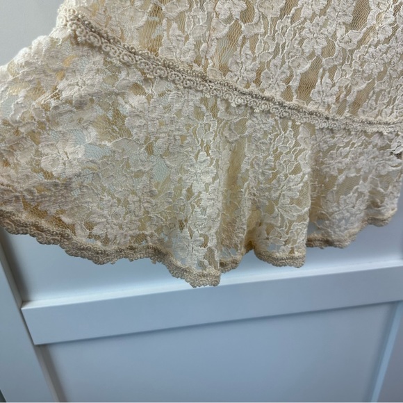 Free People Cream Black Lace Embroidered Peplum Blouse Top Women's Size Medium - Picture 10 of 16